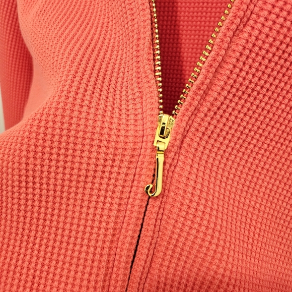 Gorgeous sweater - Picture 3 of 3